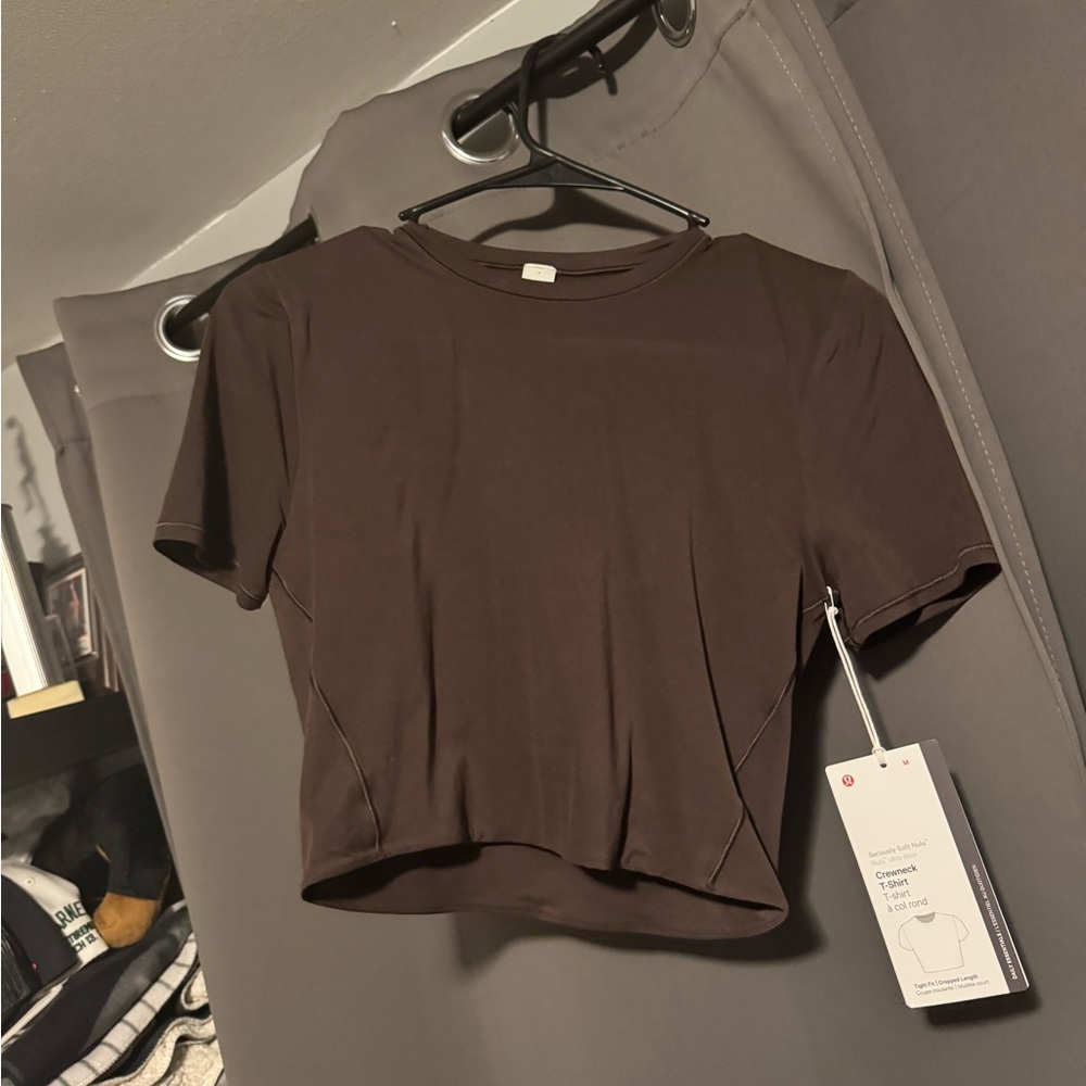 Nulu Crewneck Cropped T-Shirt